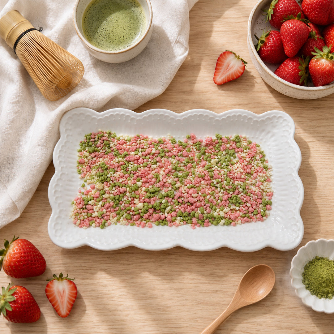 Matcha Strawberry Latte Crumbles